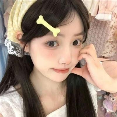 怪诞女孩